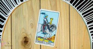 Caballero de Copas Tarot